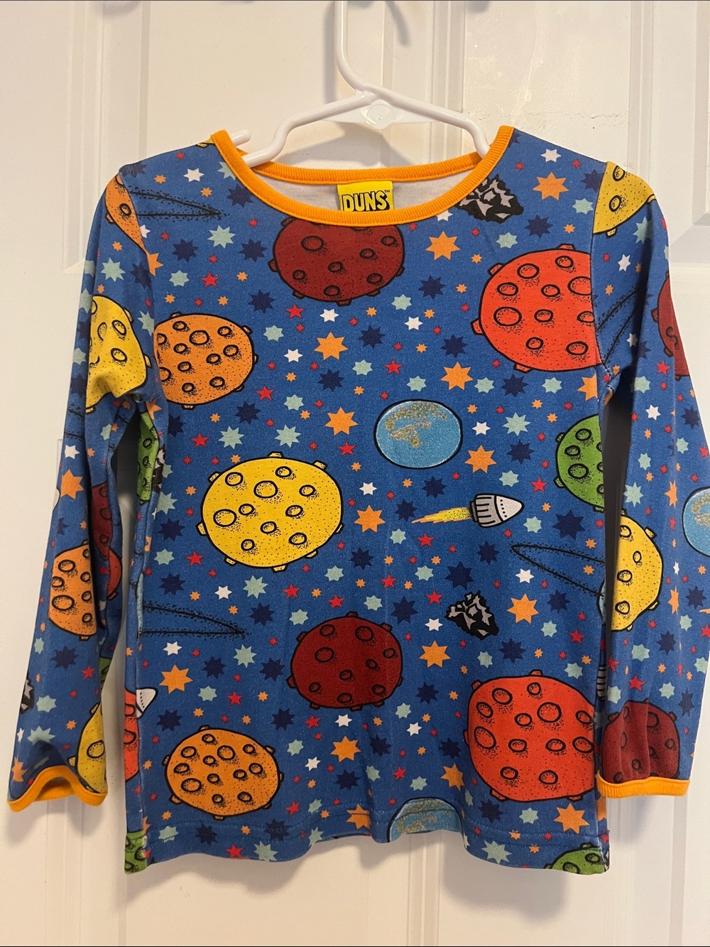 Duns Kids' Blue Space Planet Long Sleeve Tee with Yellow Trim Size 3-4 years